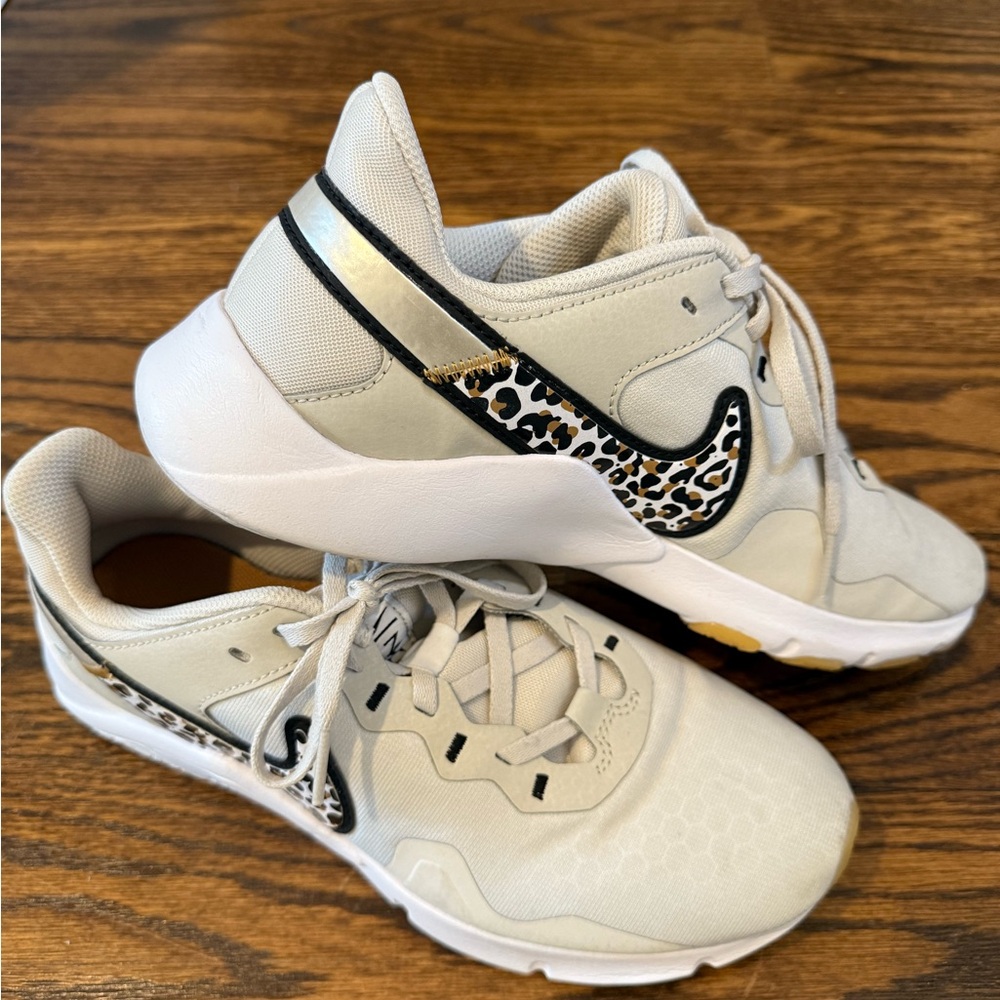 Nike Sneakers Leopard Print